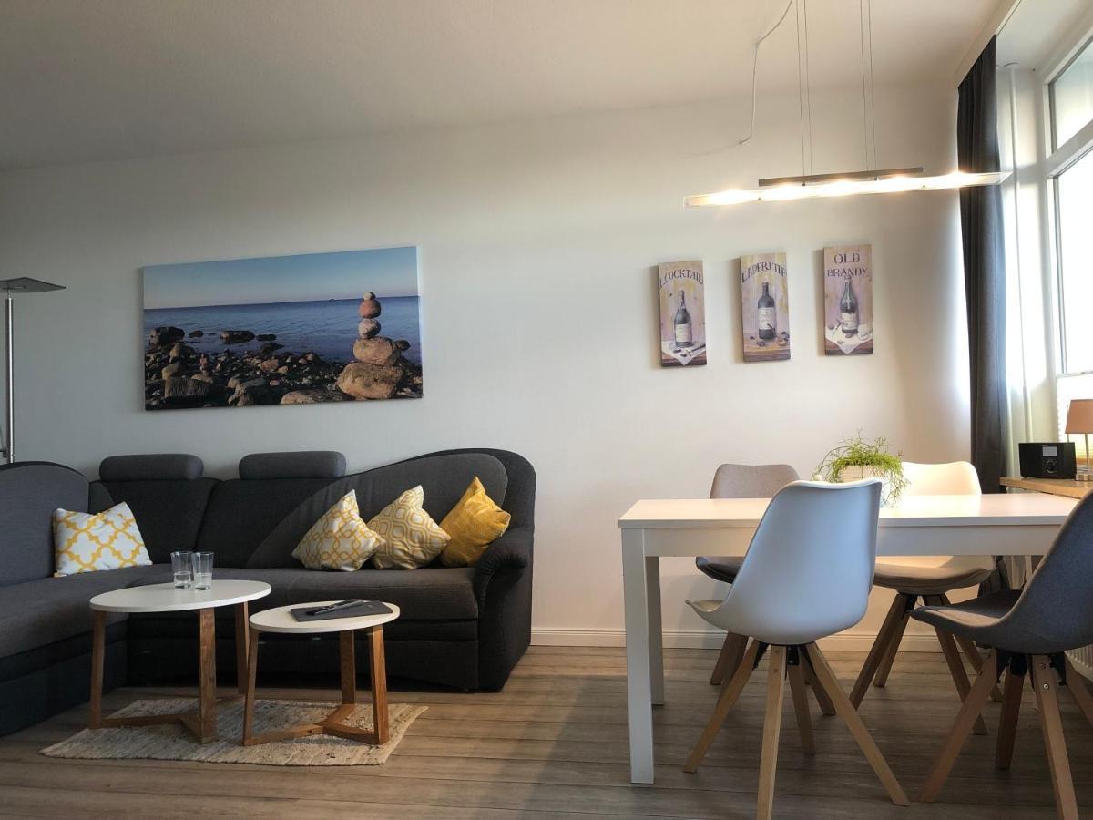 Ferienwohnung Sandkueste Mit Strandkorb & Indoor Spielplatz Heiligenhafen Exterior photo
